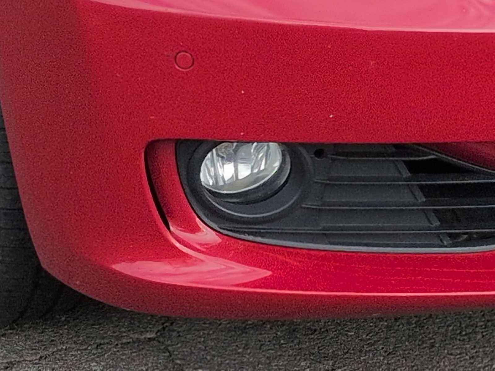 Thumbnail: 2013 BMW 3 Series - 11