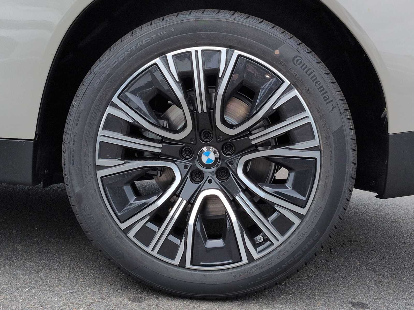 Thumbnail: 2026 BMW X3 - 14