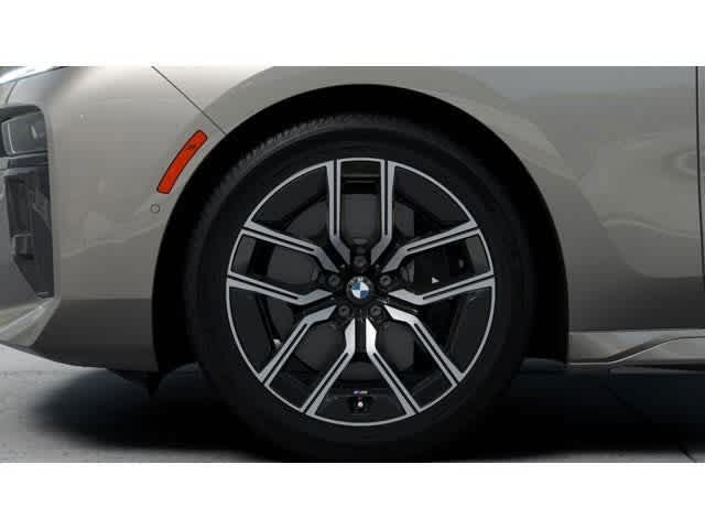 Thumbnail: 2026 BMW 7 Series - 7