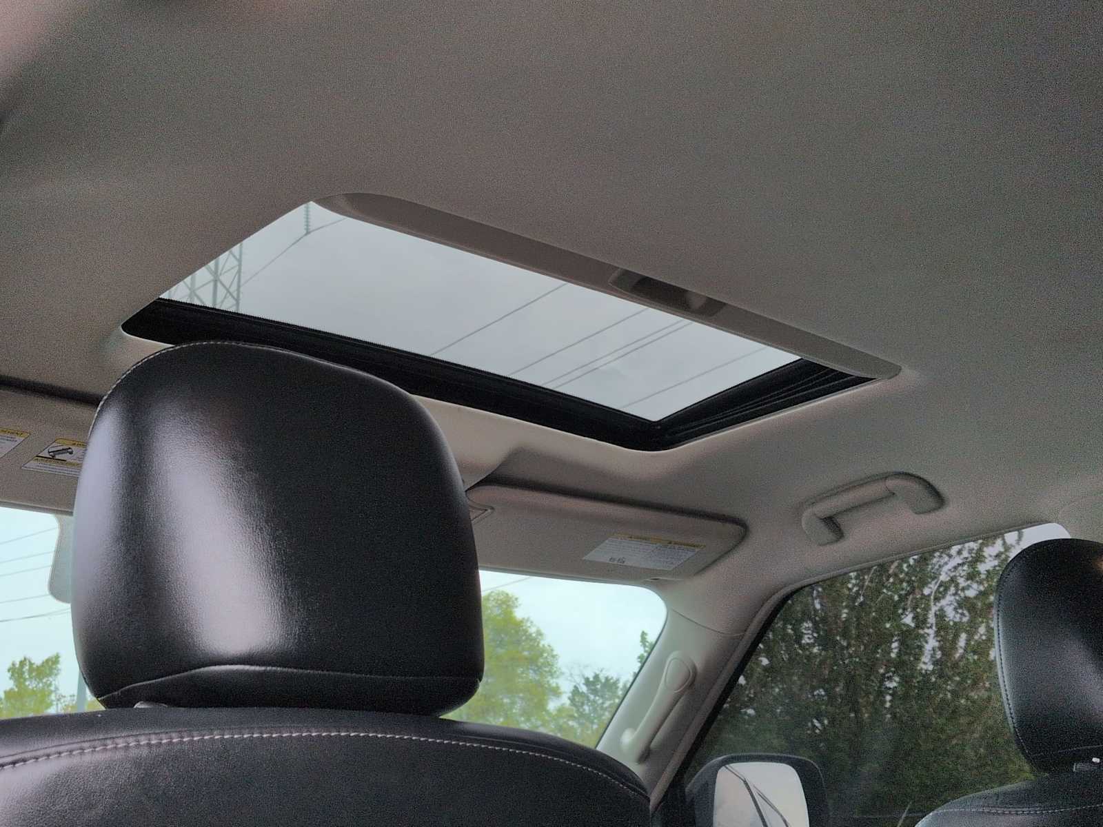 Thumbnail: 2022 INFINITI QX80 - 23