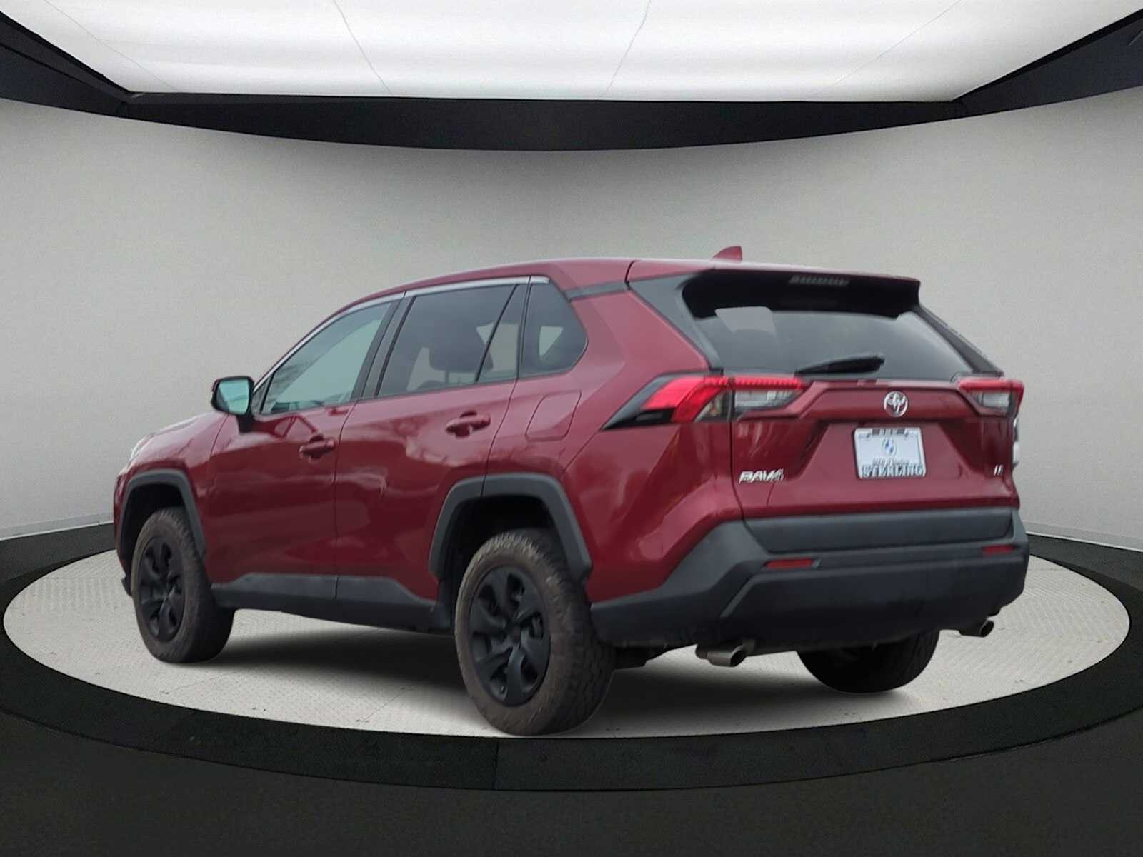 Thumbnail: 2022 Toyota RAV4 - 6