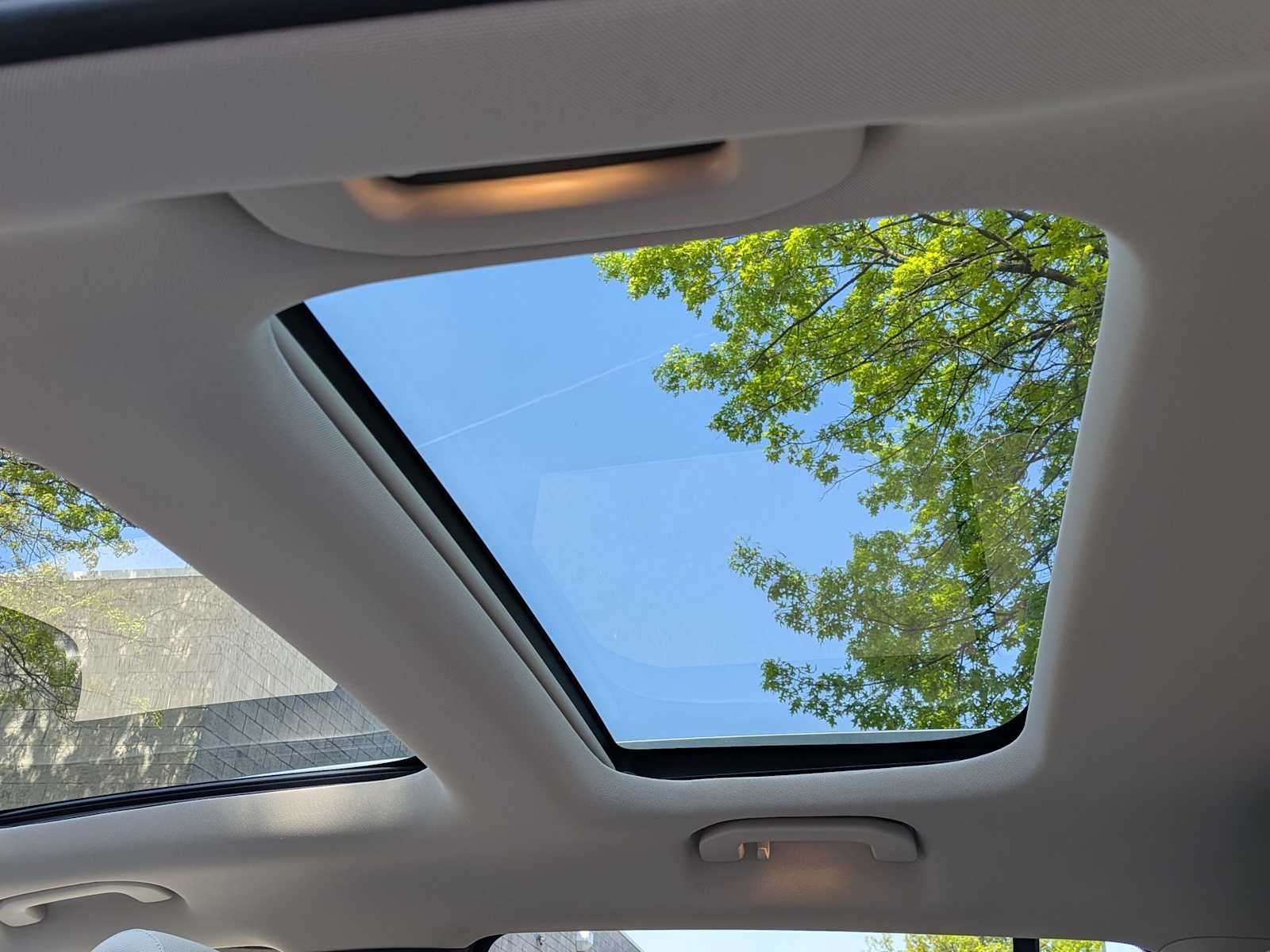 Thumbnail: 2020 Mercedes-Benz GLB - 23