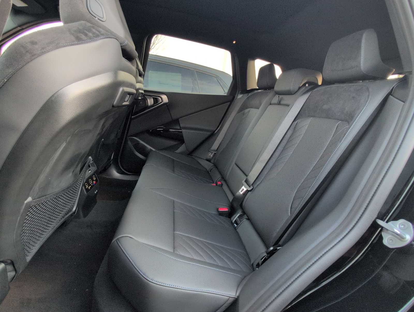 Thumbnail: 2026 BMW X3 - 20