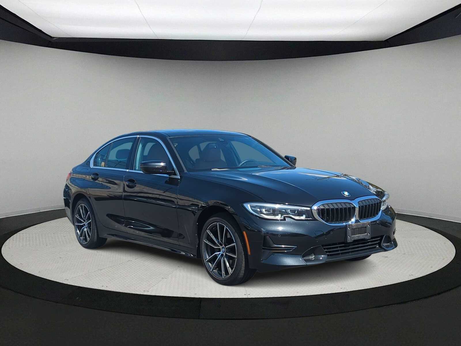 Thumbnail: 2022 BMW 3 Series - 2