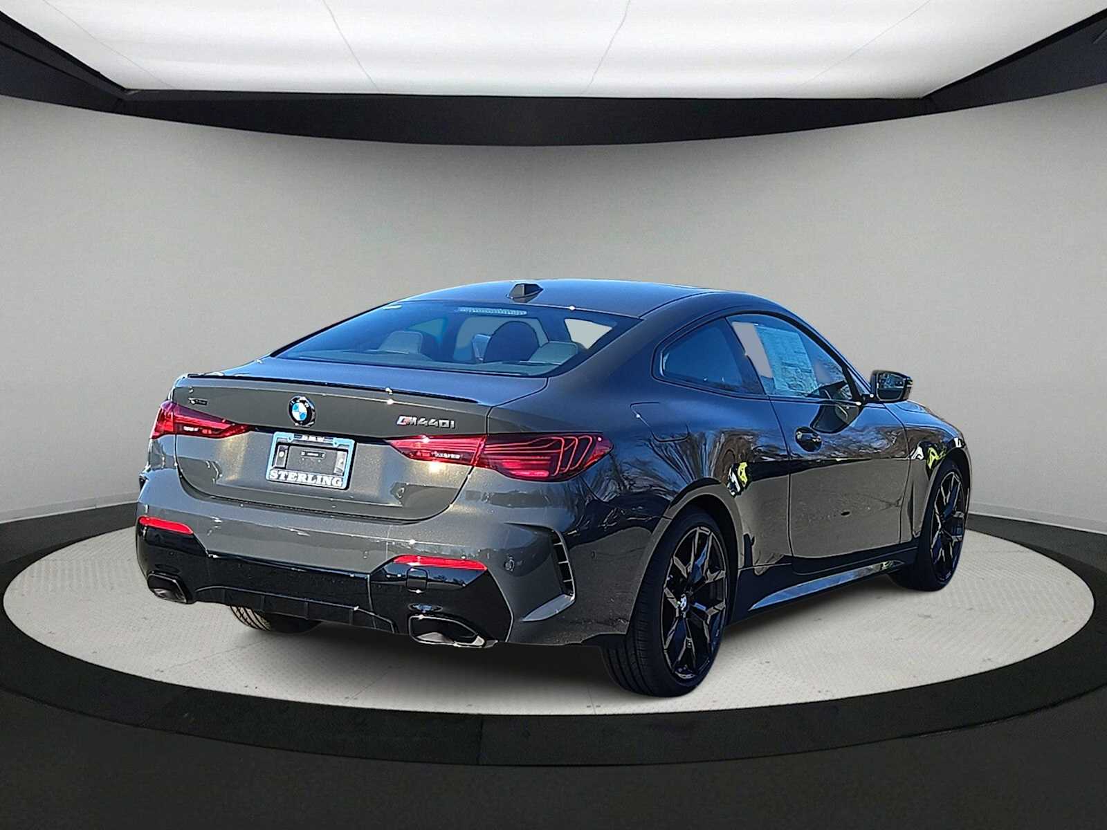 Thumbnail: 2026 BMW 4 Series - 8