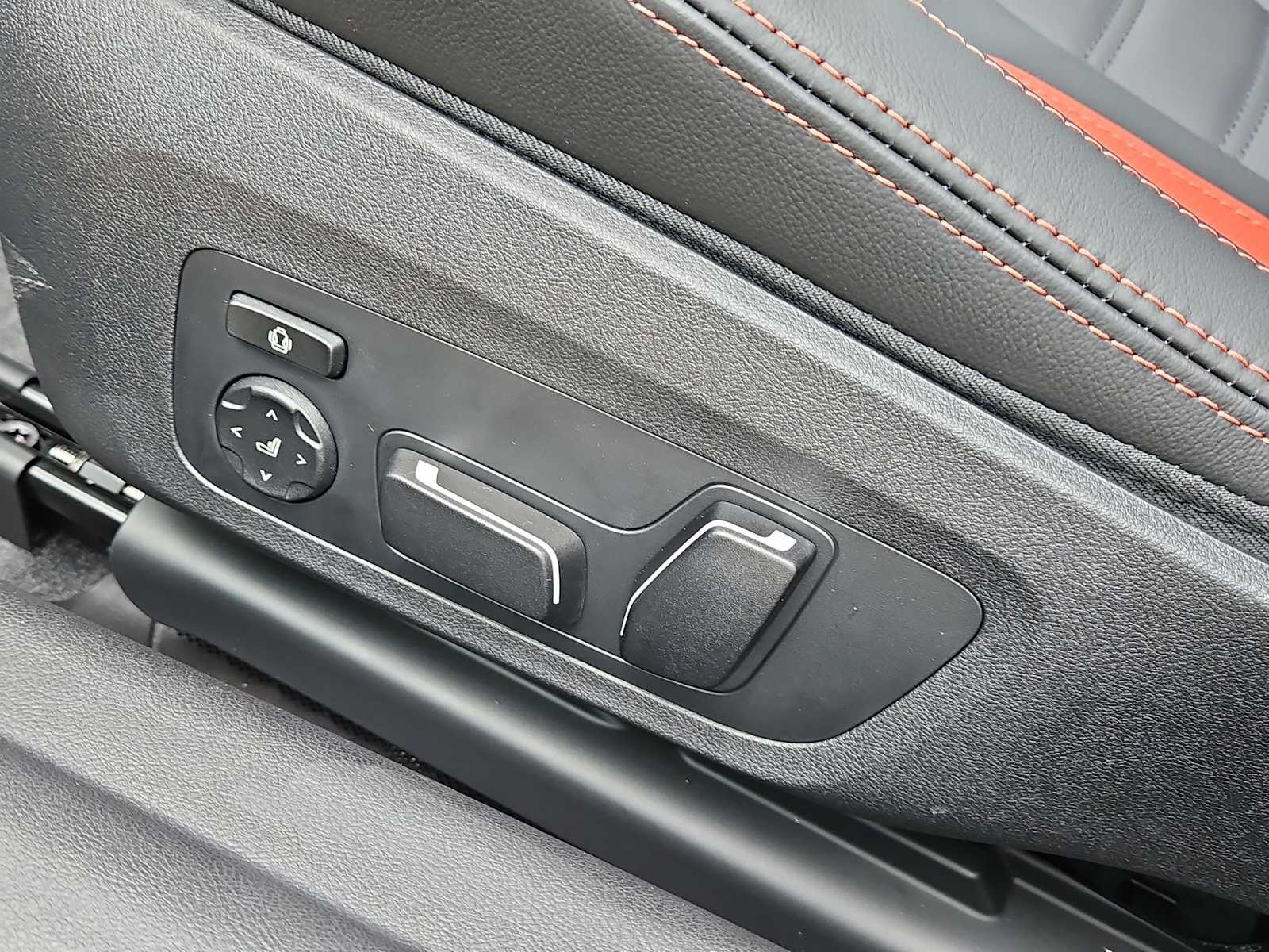 Thumbnail: 2026 BMW M2 - 16