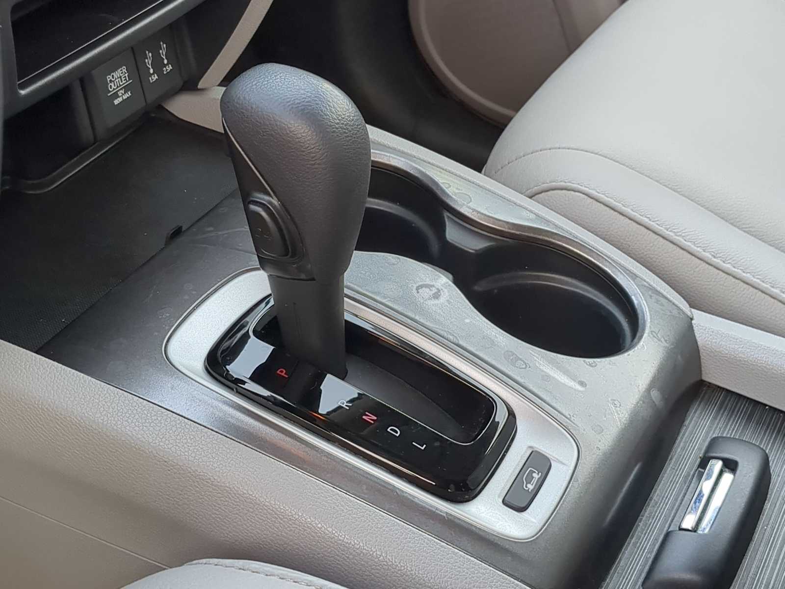 Thumbnail: 2016 Honda Pilot - 33