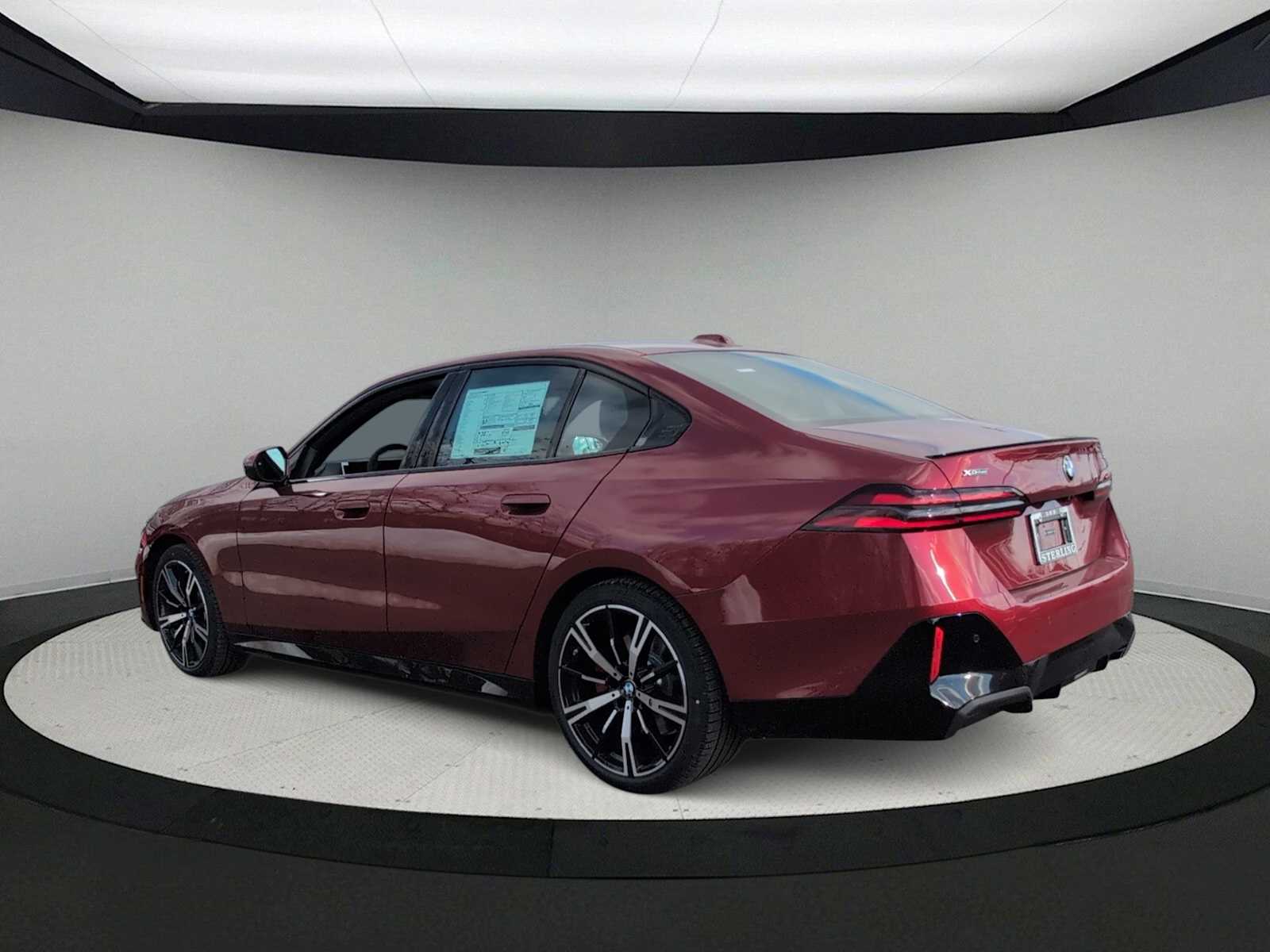 Thumbnail: 2026 BMW 5 Series - 6