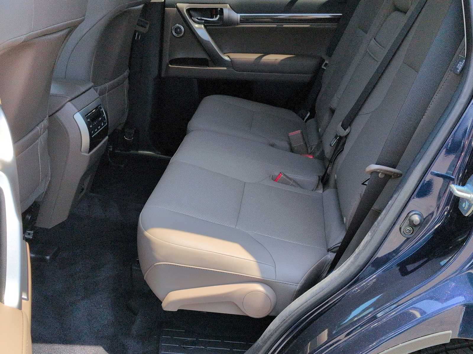 Thumbnail: 2022 Lexus GX - 21