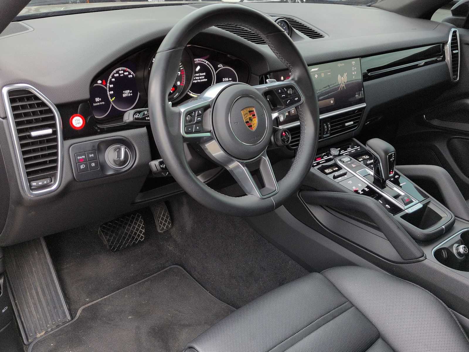 Thumbnail: 2022 Porsche  - 16