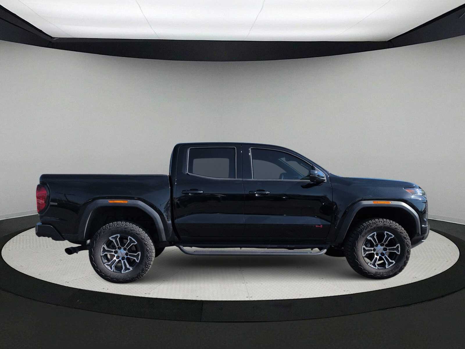 Thumbnail: 2024 GMC Canyon - 9