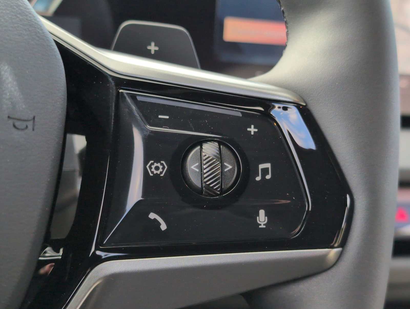 Thumbnail: 2026 BMW X3 - 25