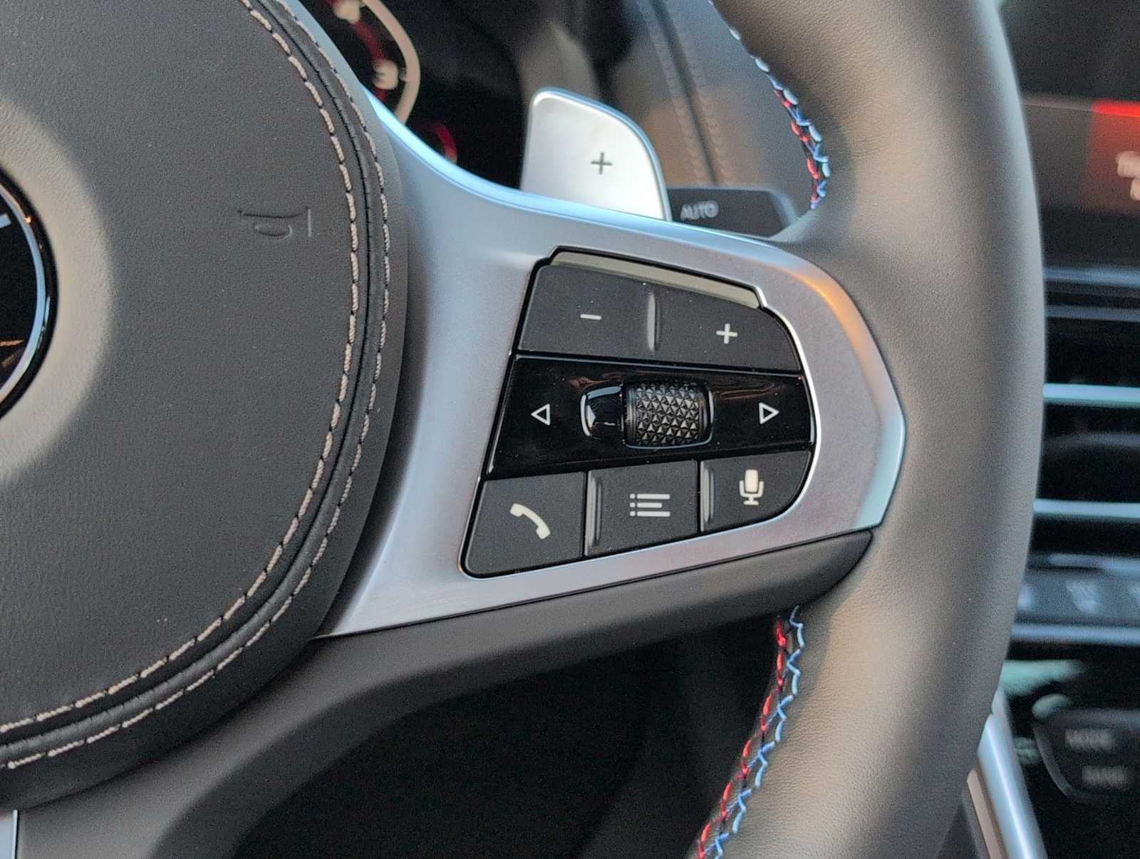 Thumbnail: 2026 BMW 8 Series - 25