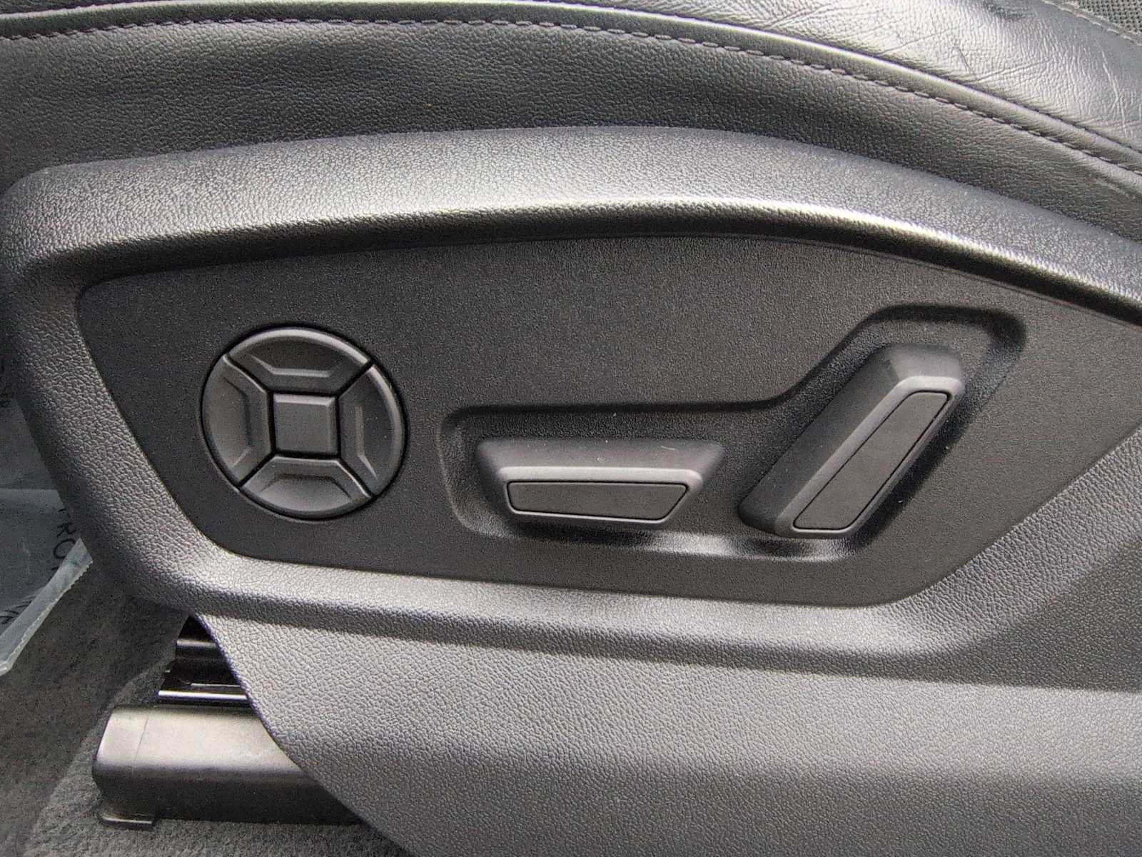 Thumbnail: 2020 Audi Q7 - 17