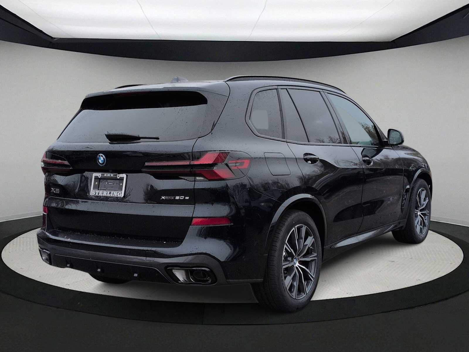 Thumbnail: 2026 BMW X5 - 8