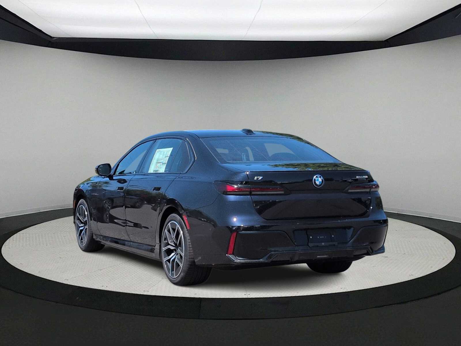 Thumbnail: 2026 BMW i7 - 6