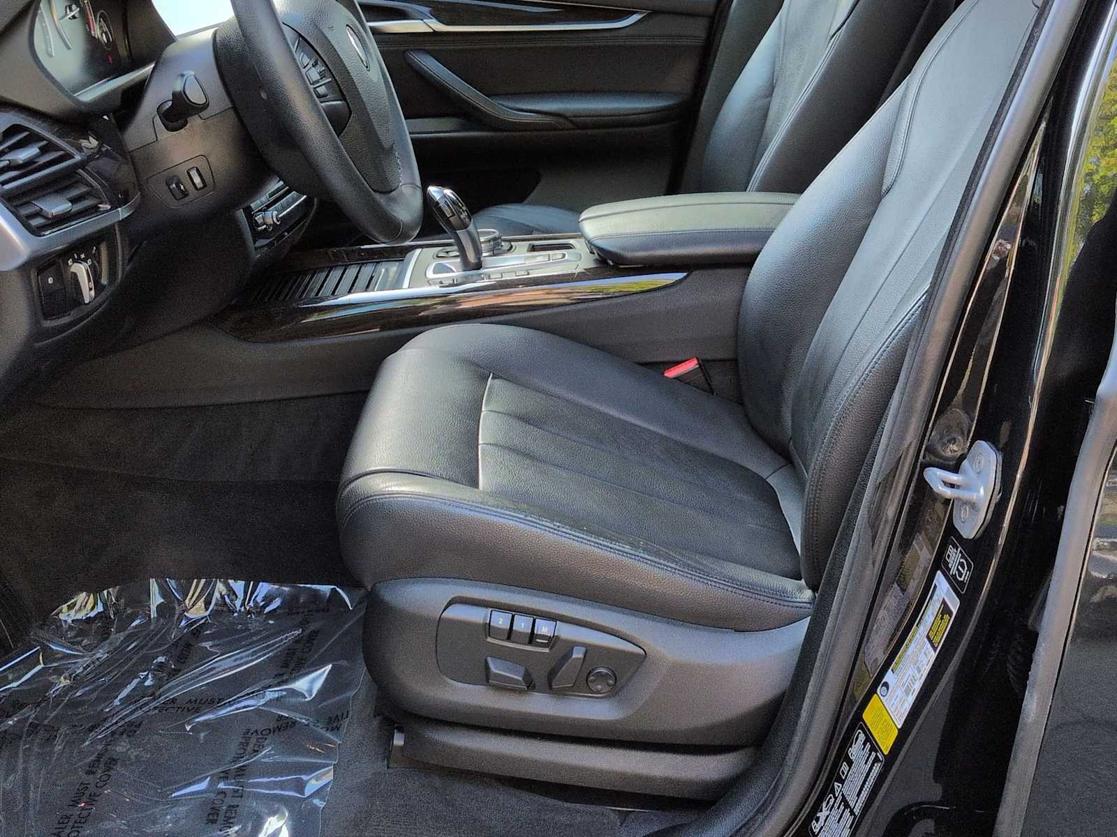 Thumbnail: 2014 BMW X5 - 17