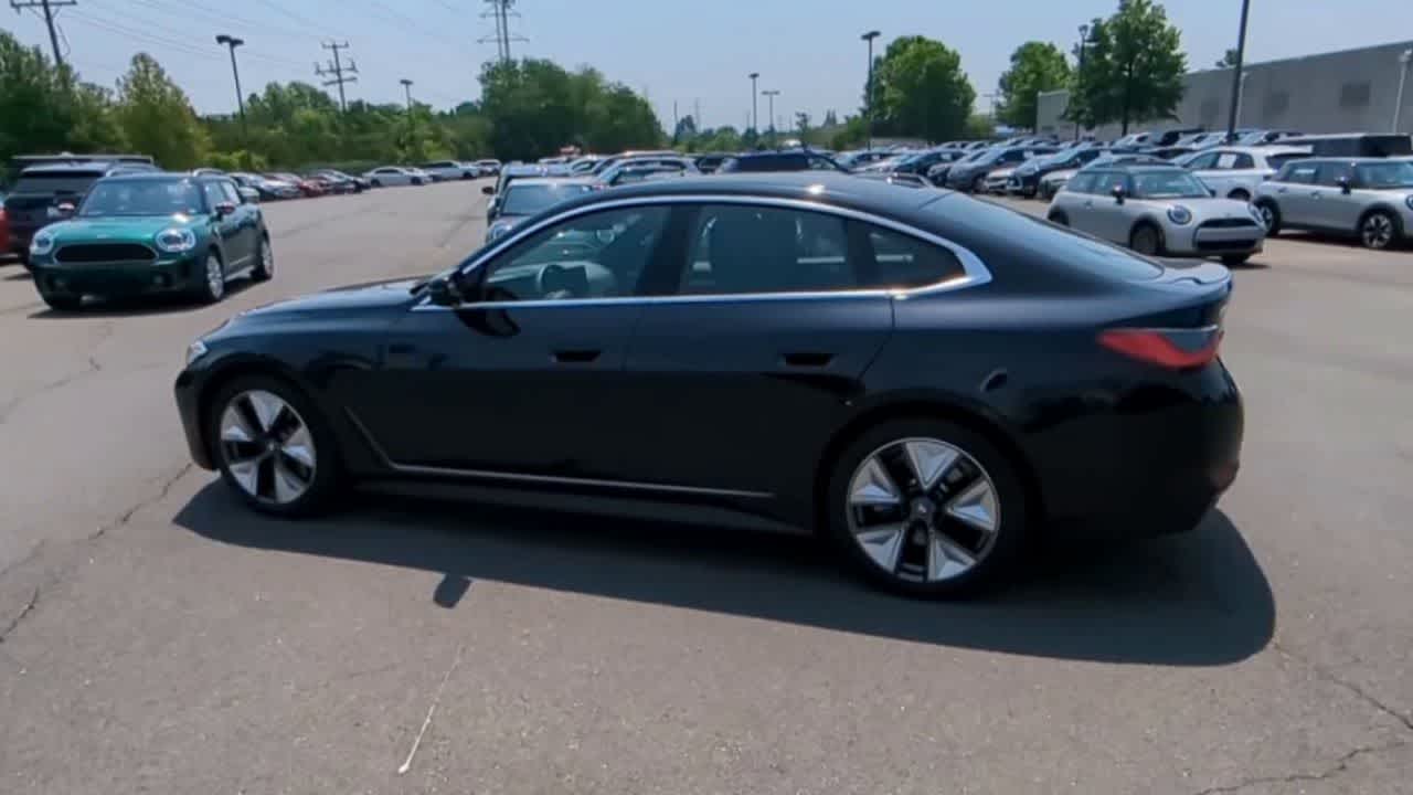2024 BMW i4 eDrive40 7