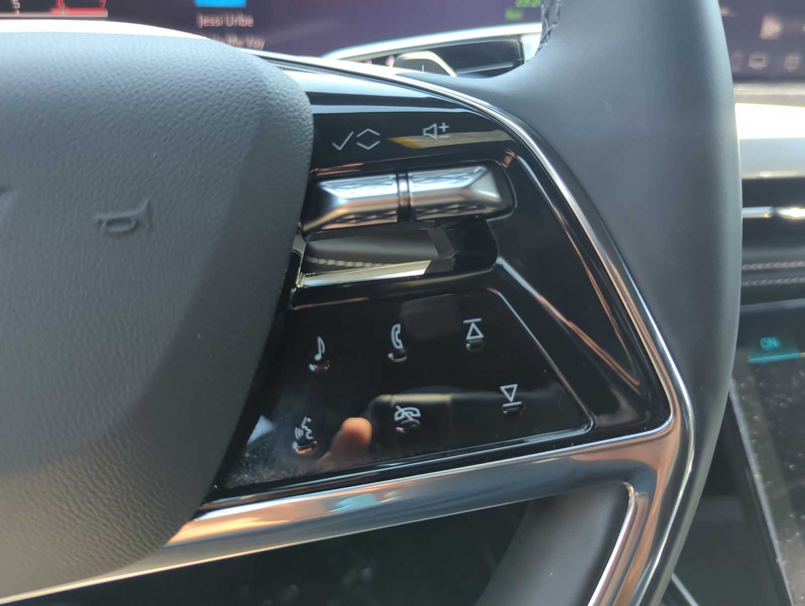 Thumbnail: 2025 Cadillac Escalade - 26