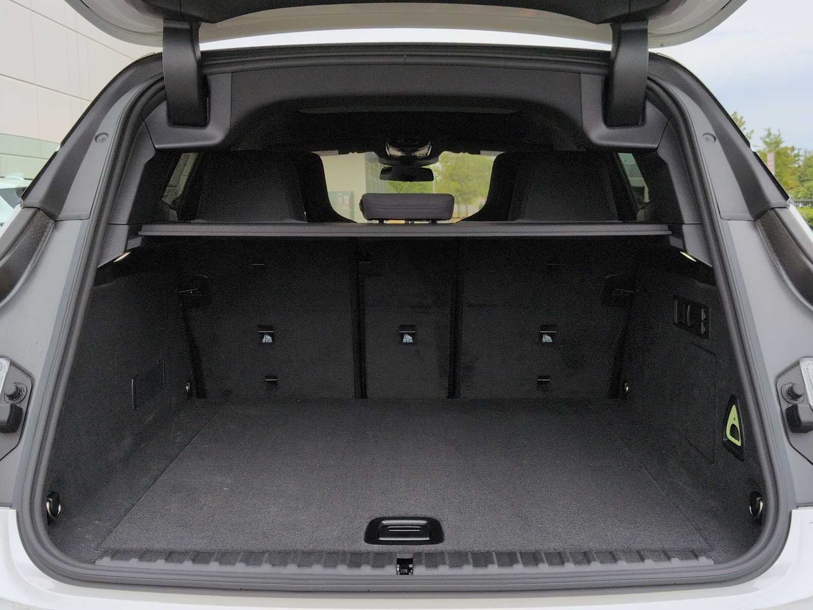 Thumbnail: 2026 BMW iX - 36