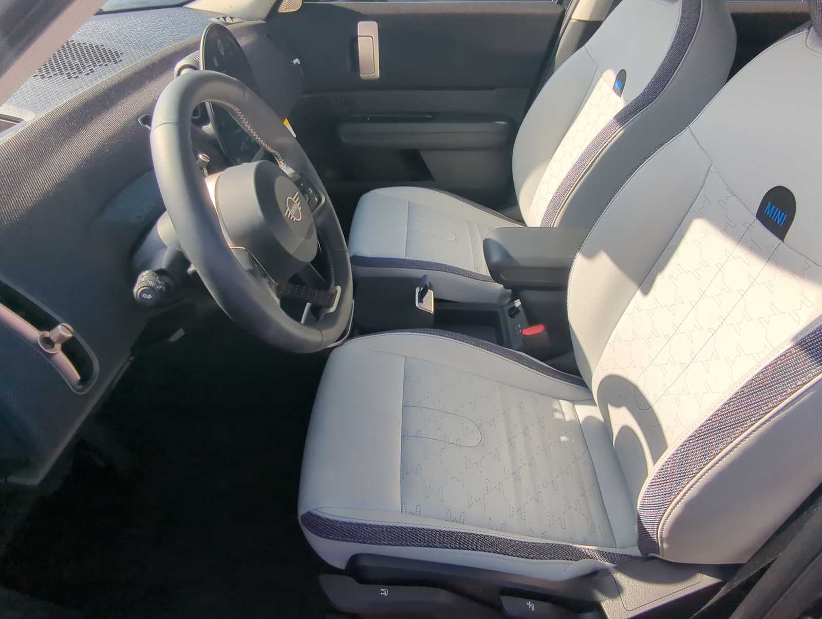 Thumbnail: 2025 MINI Cooper Countryman - 10