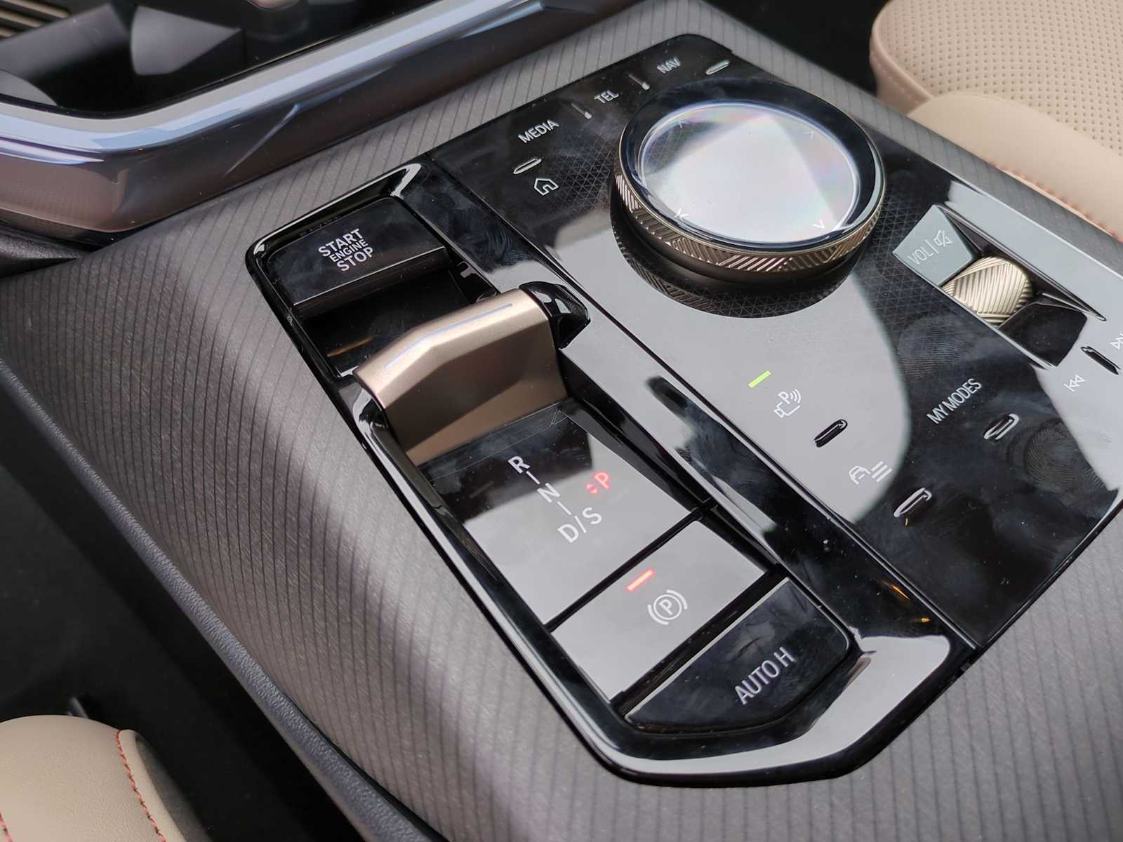 Thumbnail: 2025 BMW X3 - 33