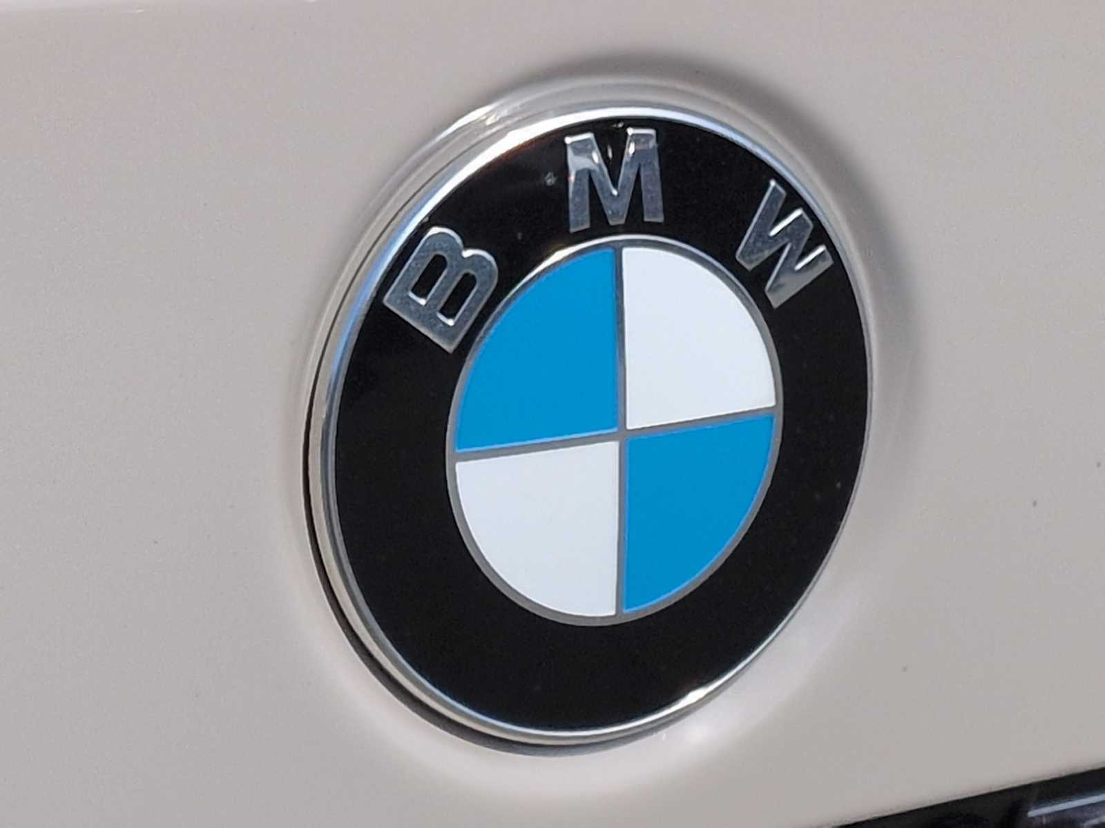 Thumbnail: 2026 BMW X1 - 12