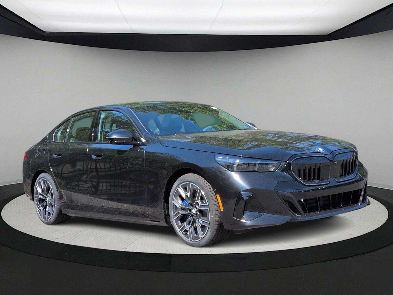 Thumbnail: 2027 BMW 5 Series - 2