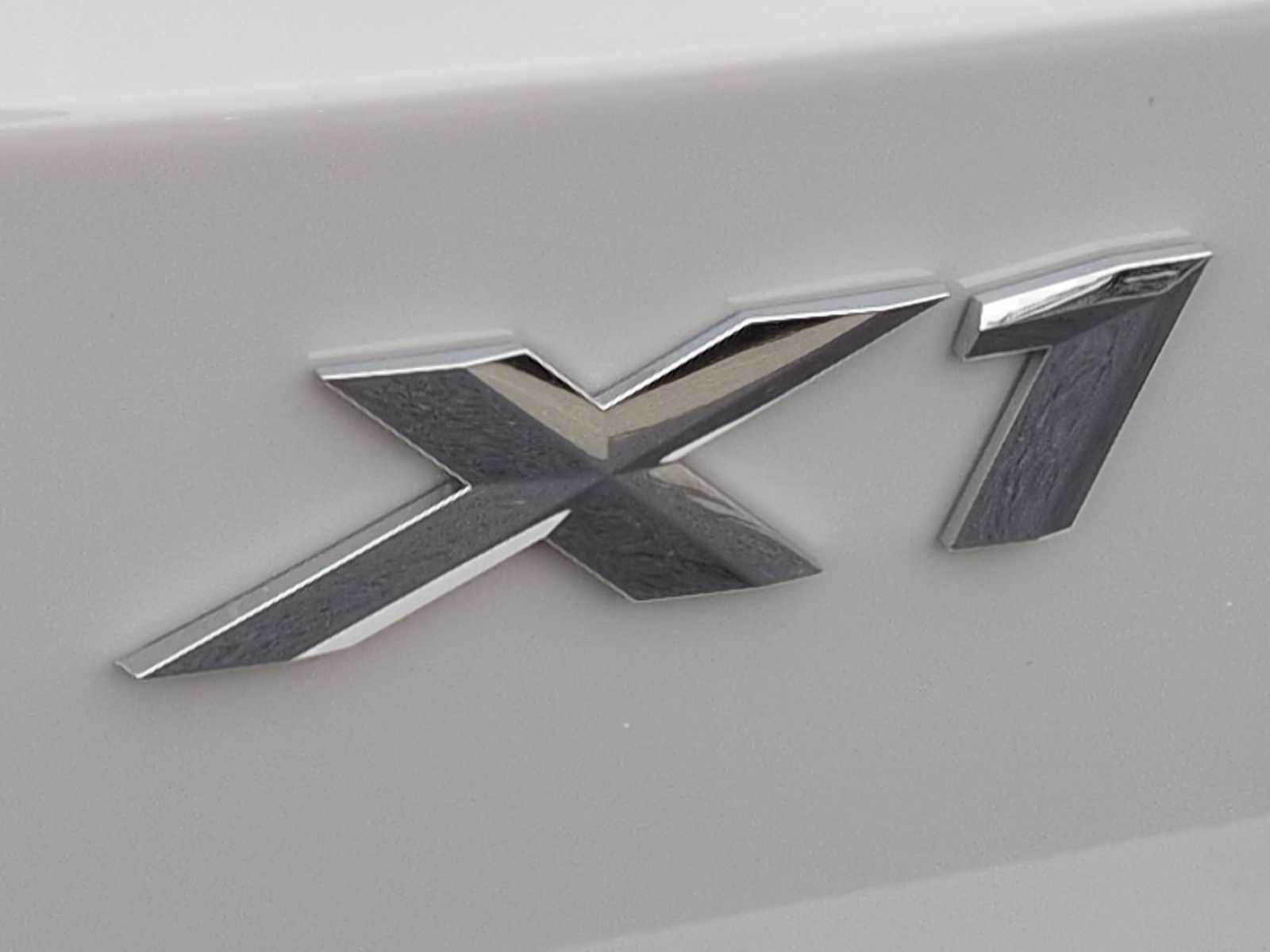 Thumbnail: 2026 BMW X1 - 13