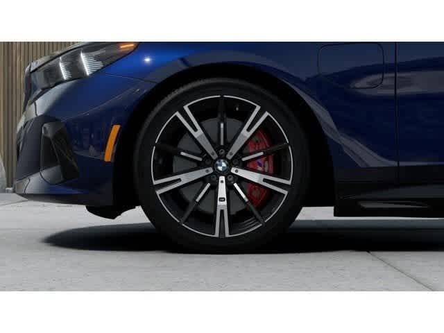 Thumbnail: 2026 BMW 5 Series - 7