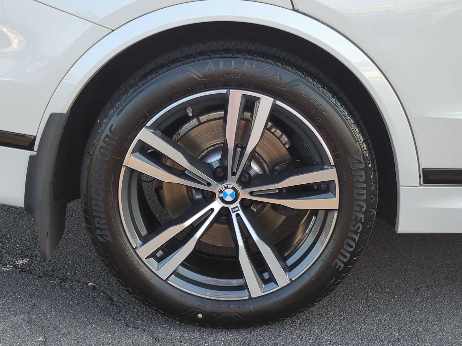 Thumbnail: 2023 BMW X7 - 13