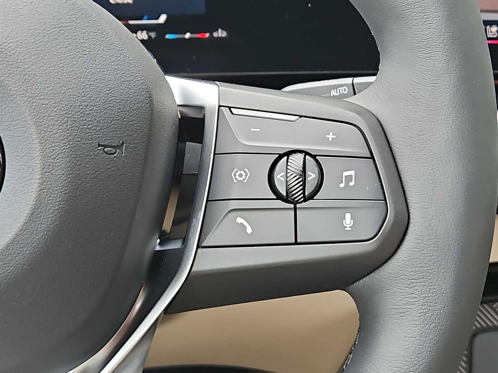 Thumbnail: 2025 BMW X1 - 25