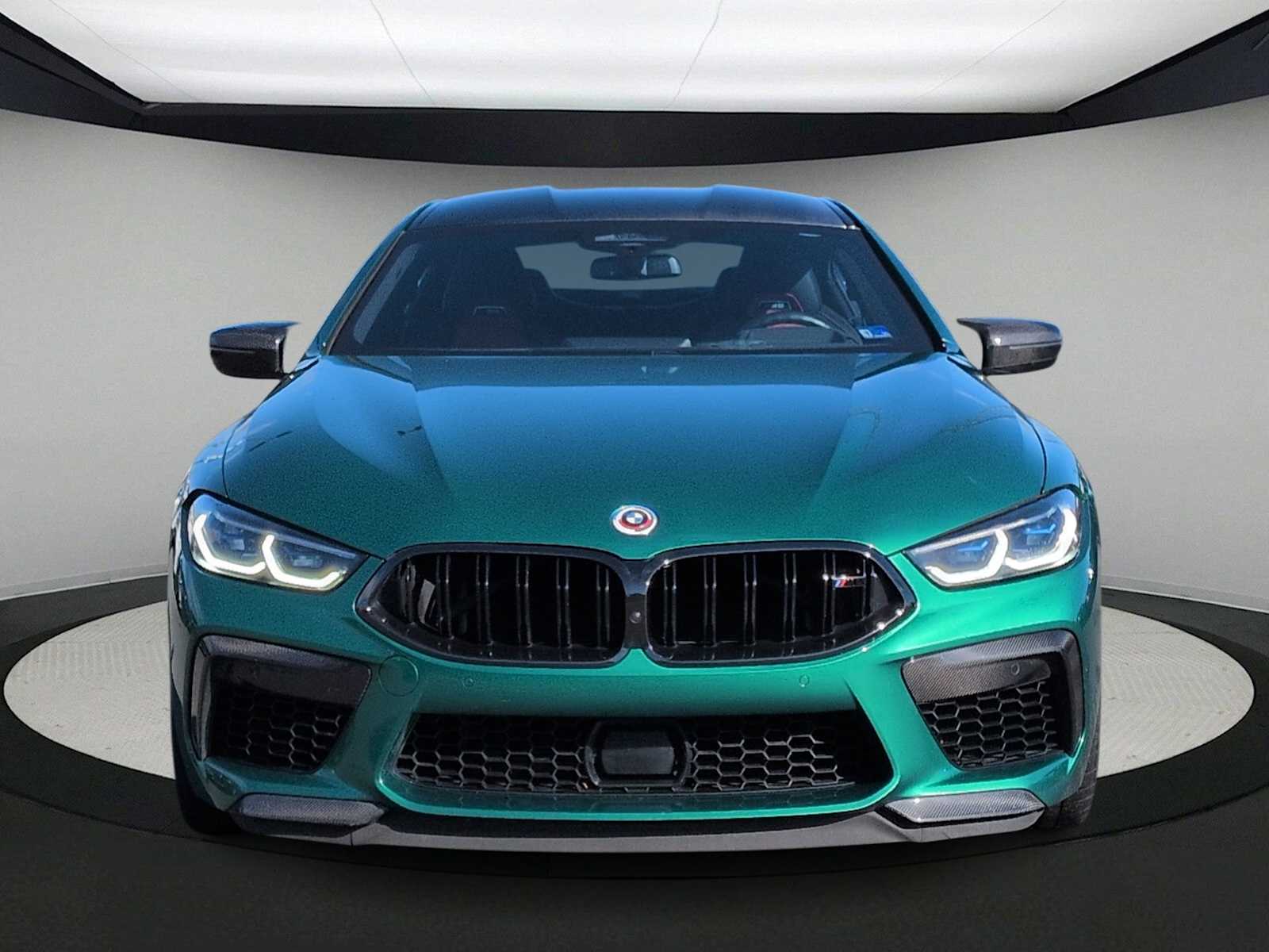 Thumbnail: 2023 BMW M8 - 3