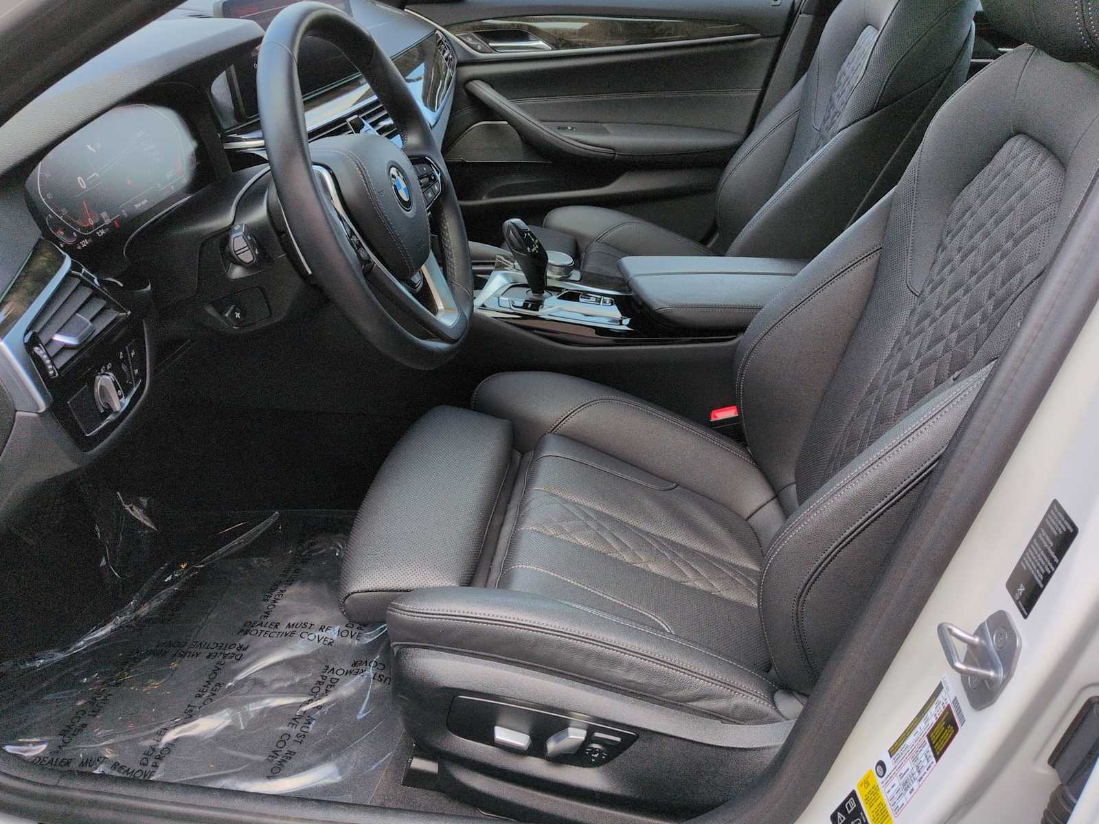 Thumbnail: 2021 BMW 5 Series - 17