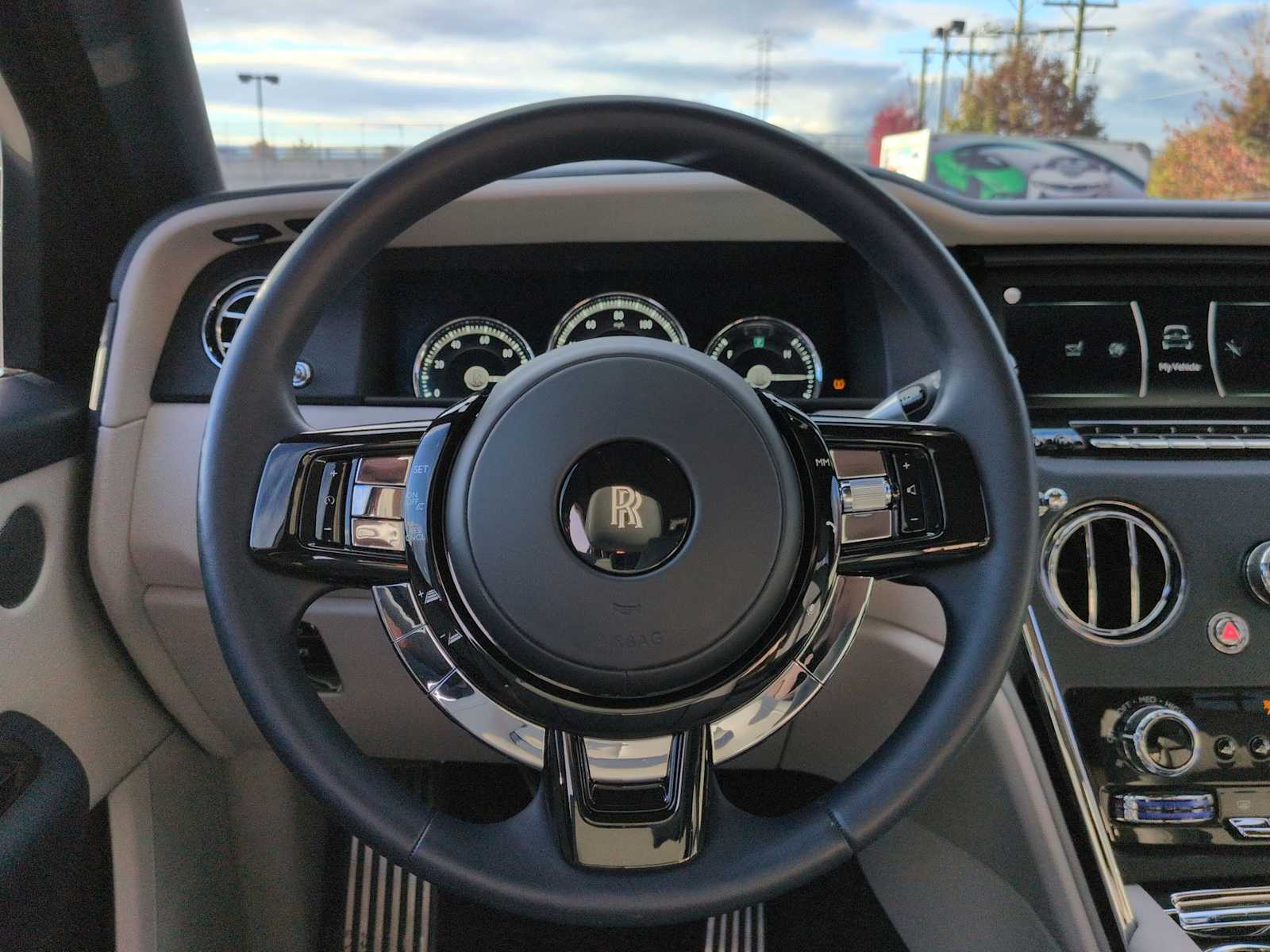 Thumbnail: 2022 Rolls-Royce Cullinan - 22