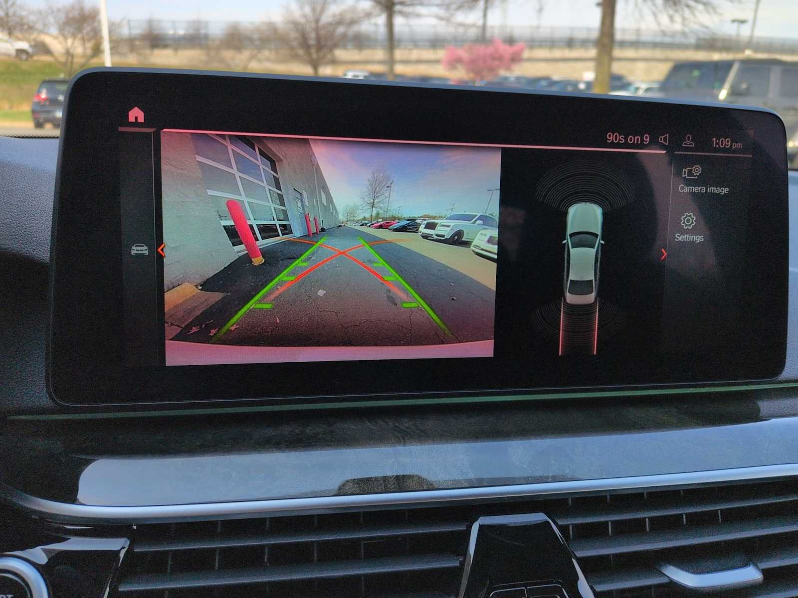 Thumbnail: 2021 BMW 5 Series - 32