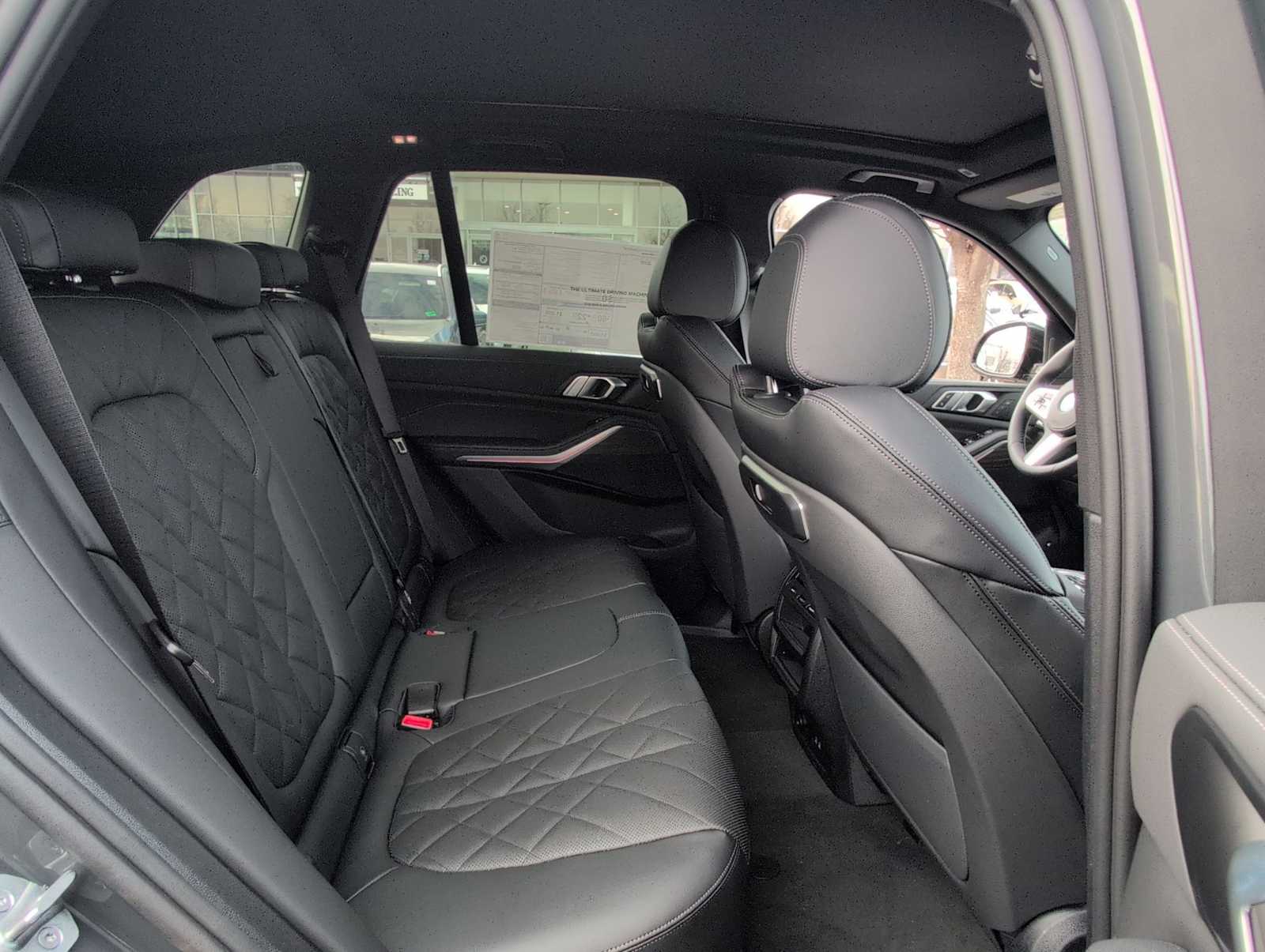 Thumbnail: 2026 BMW X5 - 21