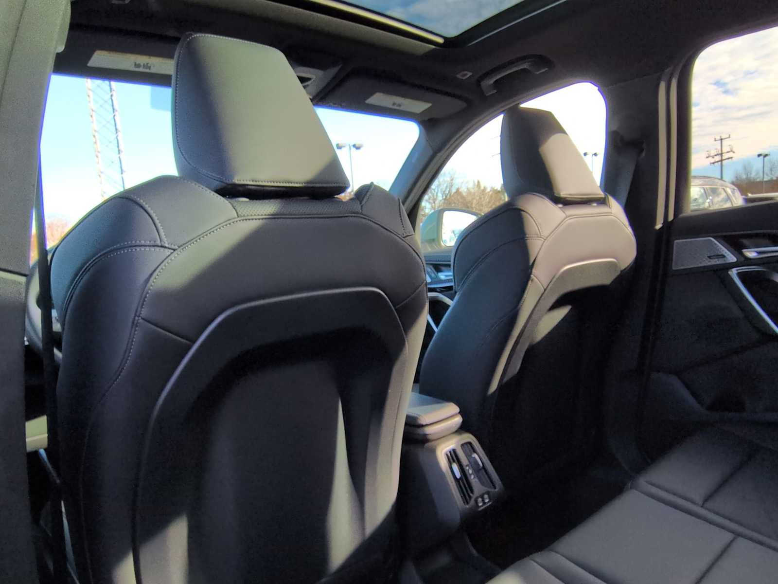 Thumbnail: 2025 BMW X1 - 19