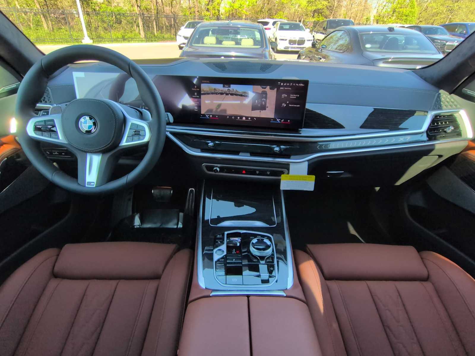Thumbnail: 2027 BMW X7 - 16