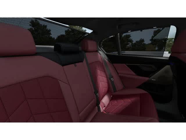 Thumbnail: 2026 BMW 5 Series - 12