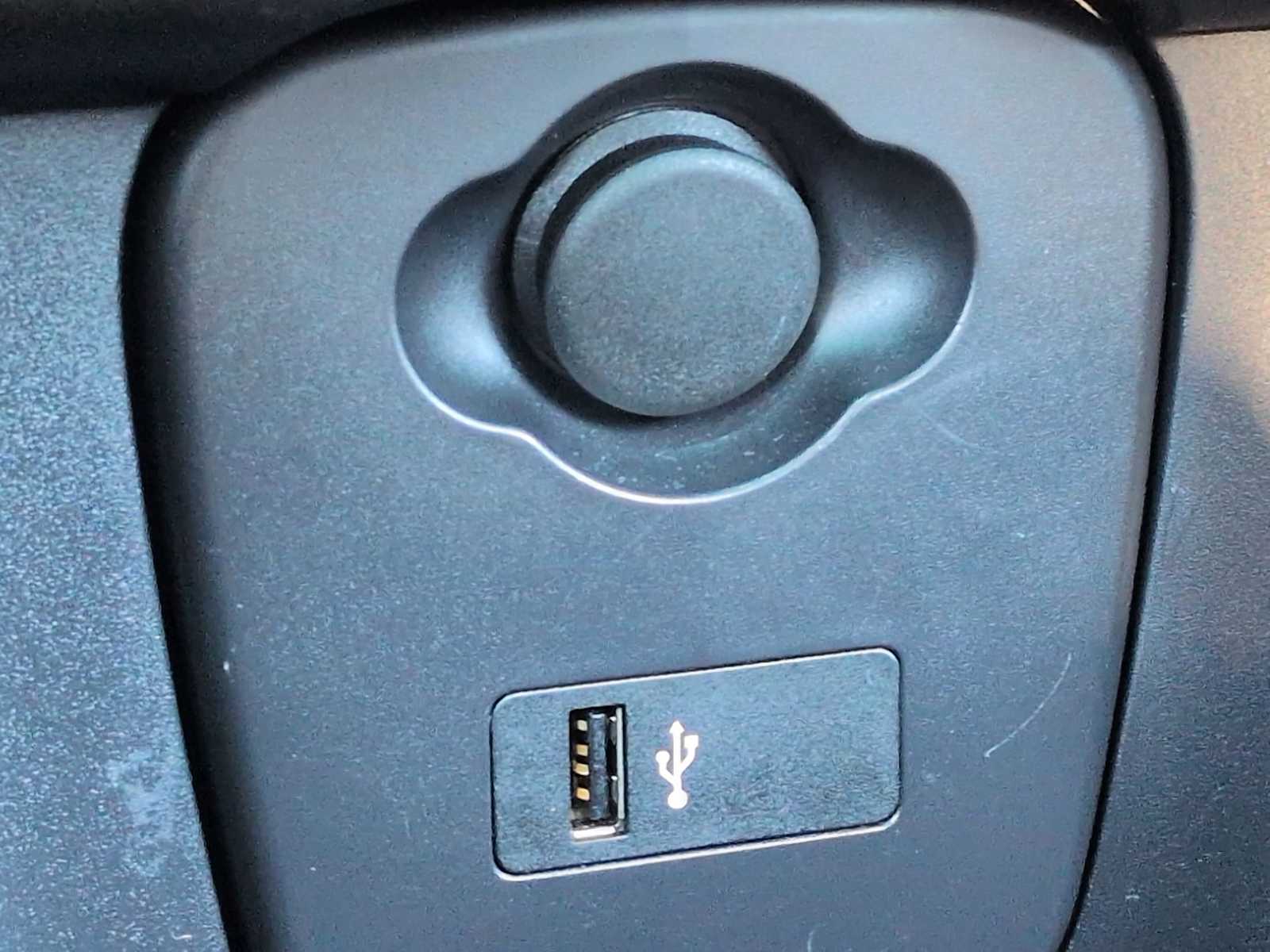 Thumbnail: 2024 MINI Cooper Hardtop - 31