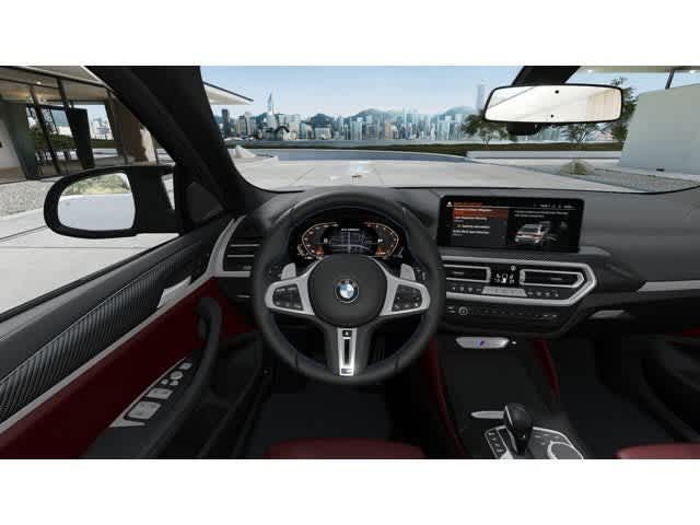 Thumbnail: 2025 BMW X4 - 13