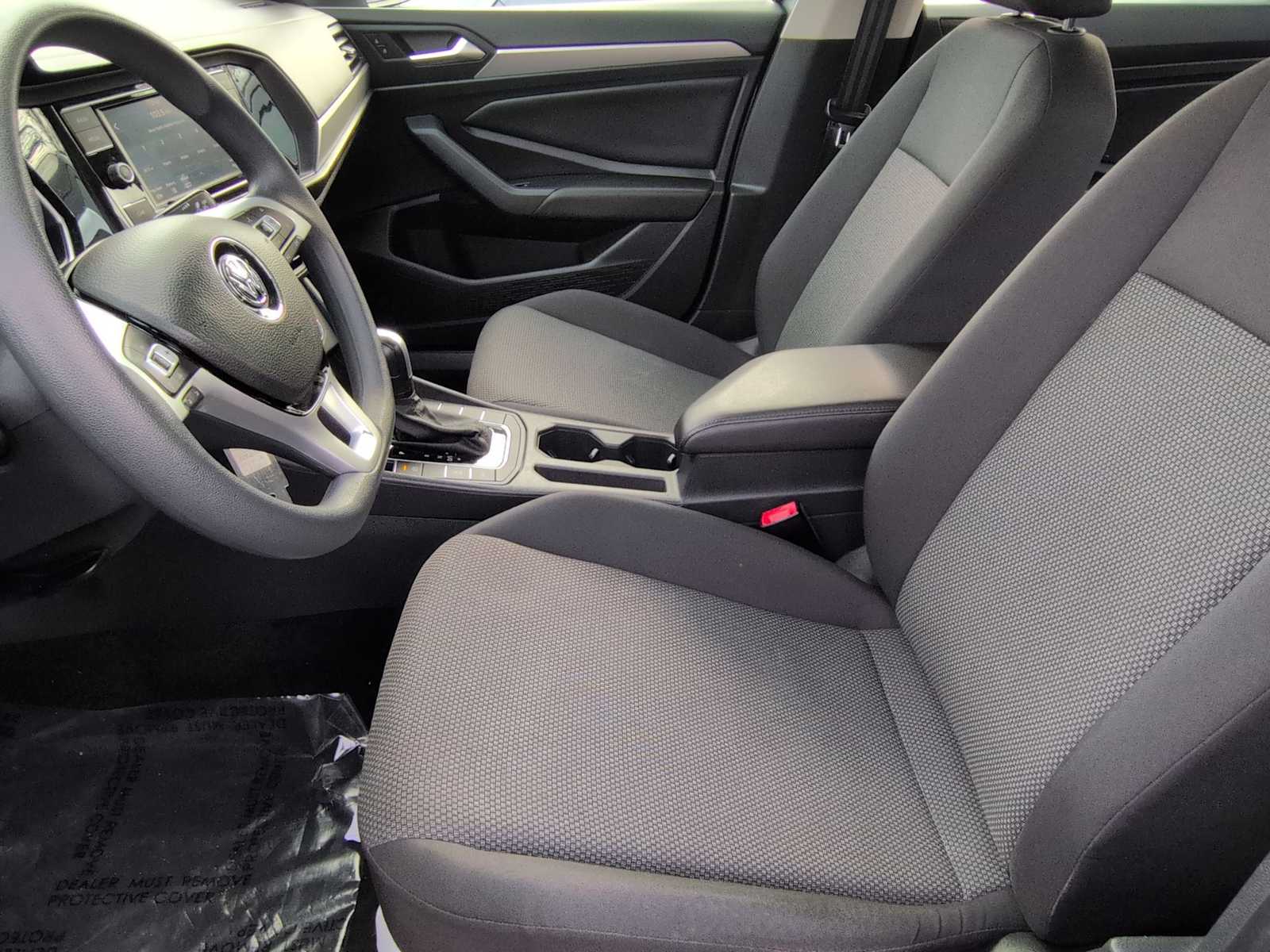 Thumbnail: 2019 Volkswagen Jetta - 10