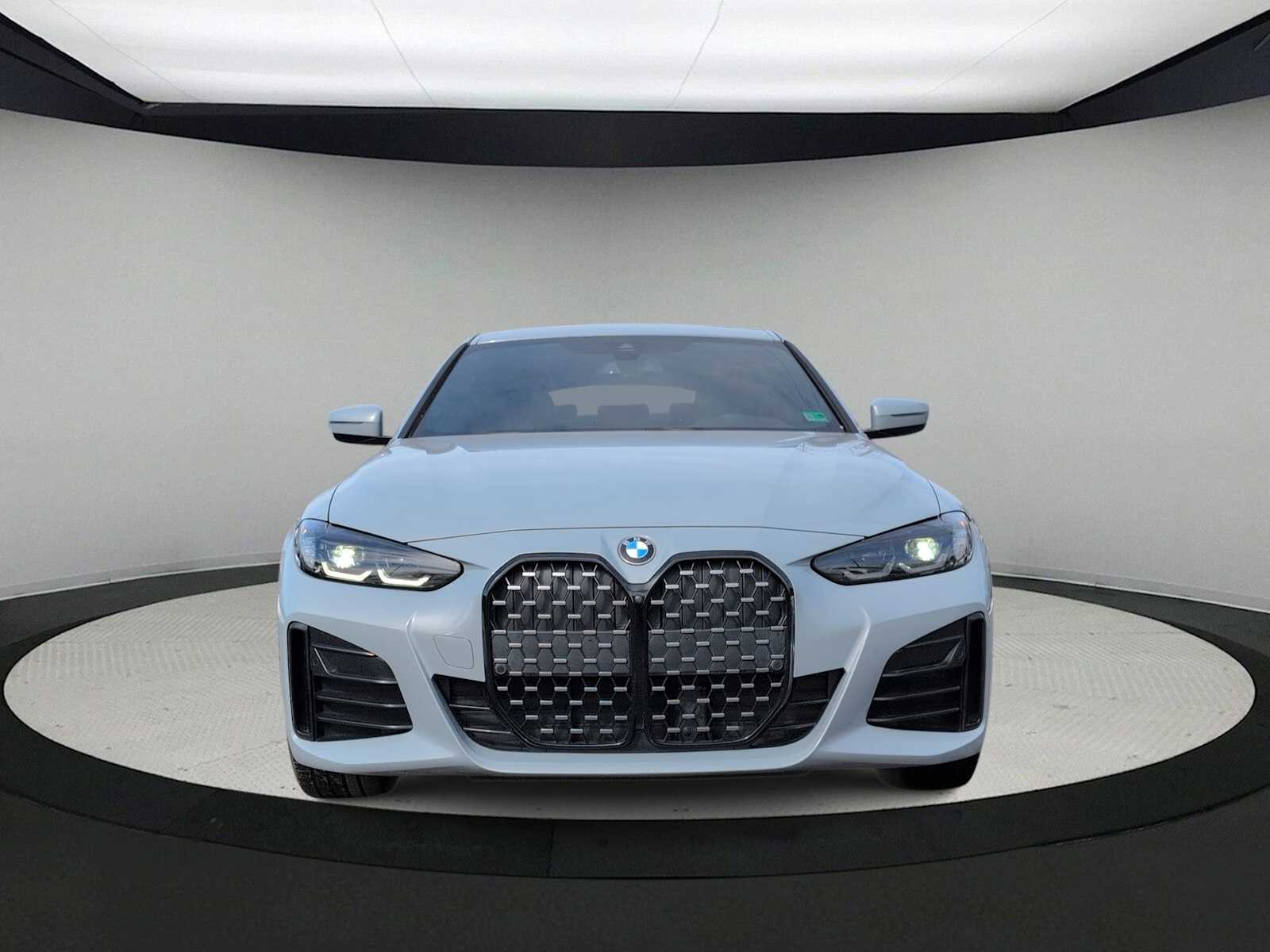 Thumbnail: 2022 BMW 4 Series - 3