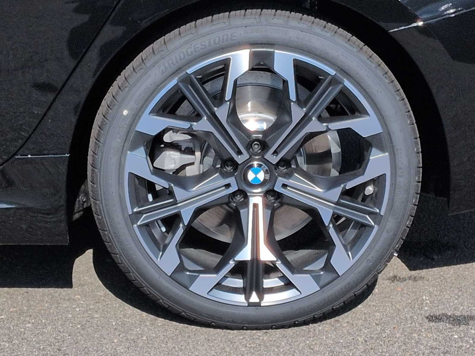 Thumbnail: 2026 BMW 3 Series - 14