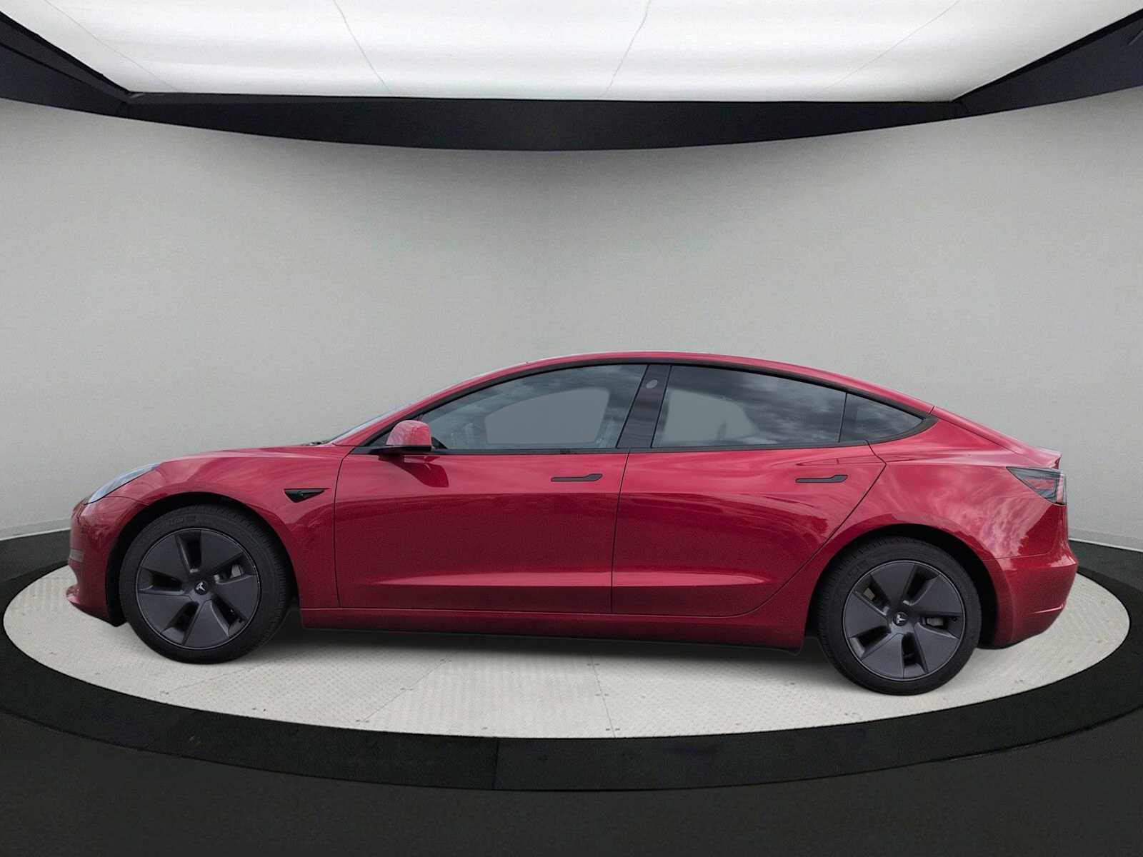Thumbnail: 2023 Tesla Model 3 - 5