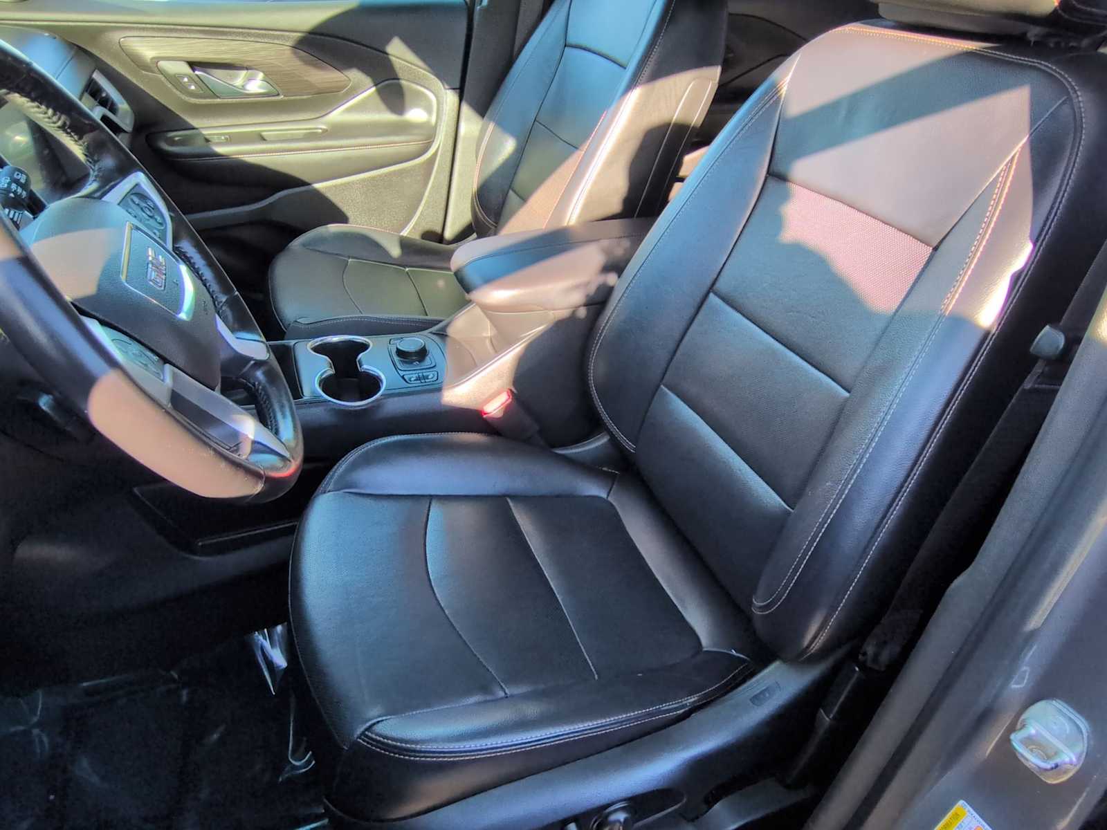 Thumbnail: 2018 GMC Terrain - 17