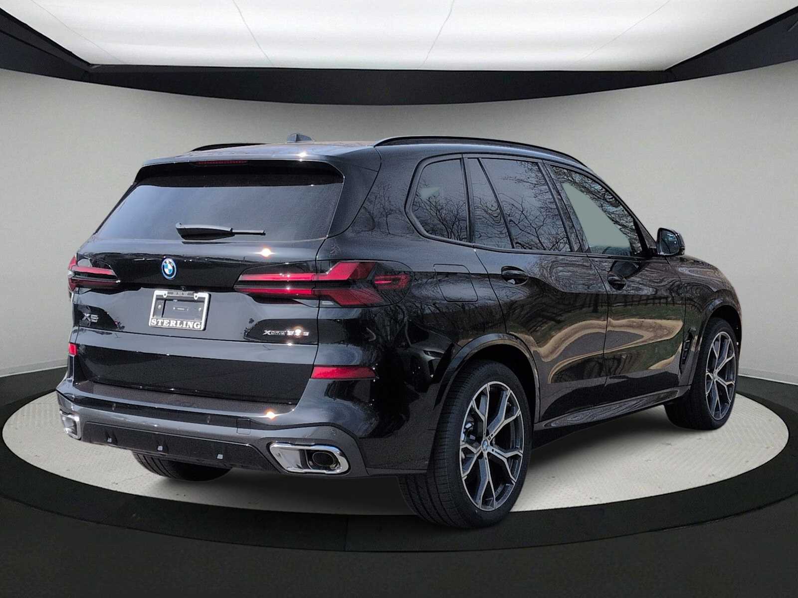 Thumbnail: 2026 BMW X5 - 9