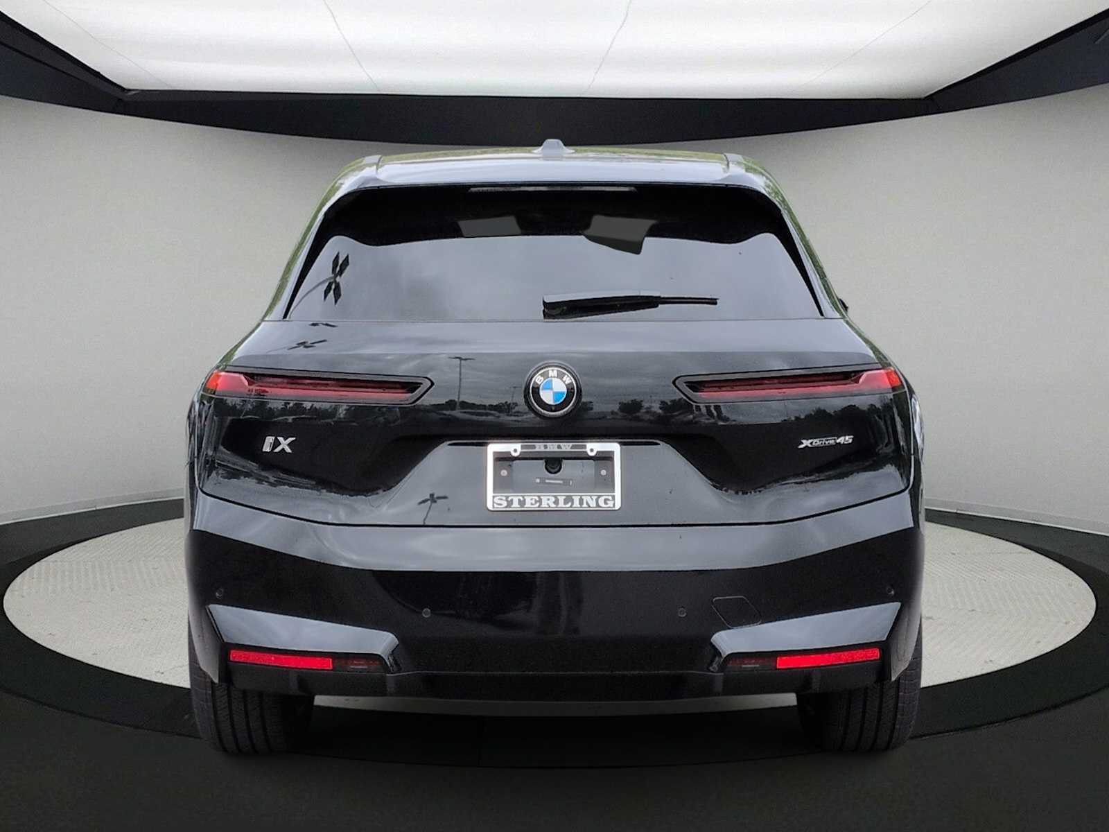 Thumbnail: 2026 BMW iX - 7