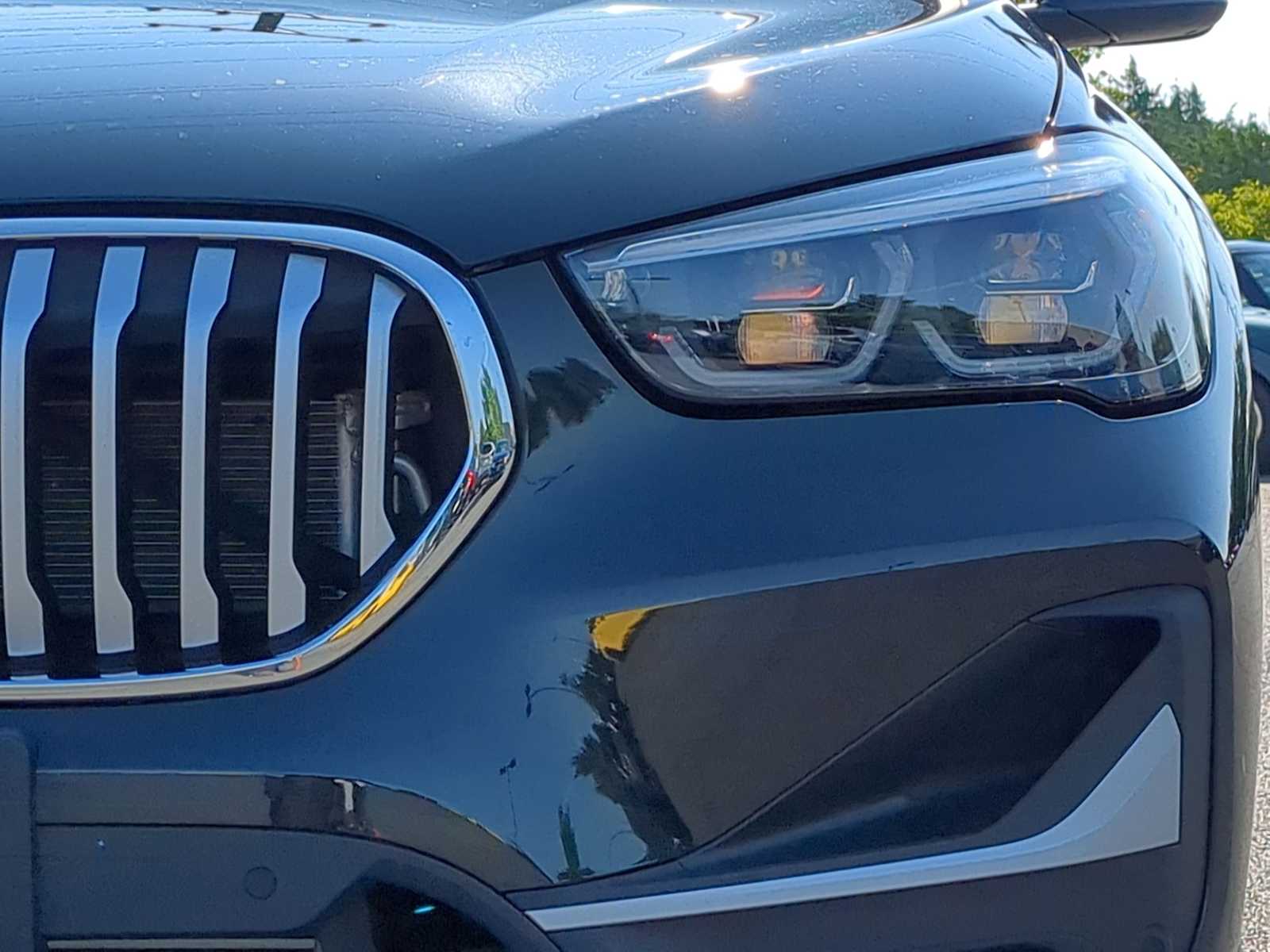 Thumbnail: 2022 BMW X1 - 11